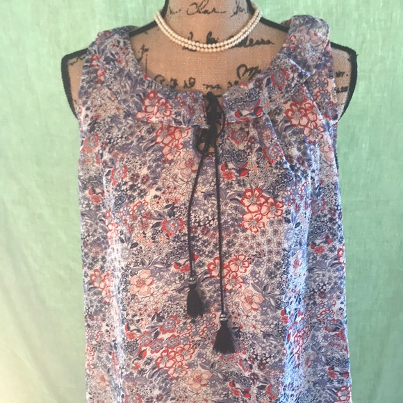 •BUNDLE ONLY• NEW DIRECTIONS SHEER BLOUSE - Picture 3 of 8